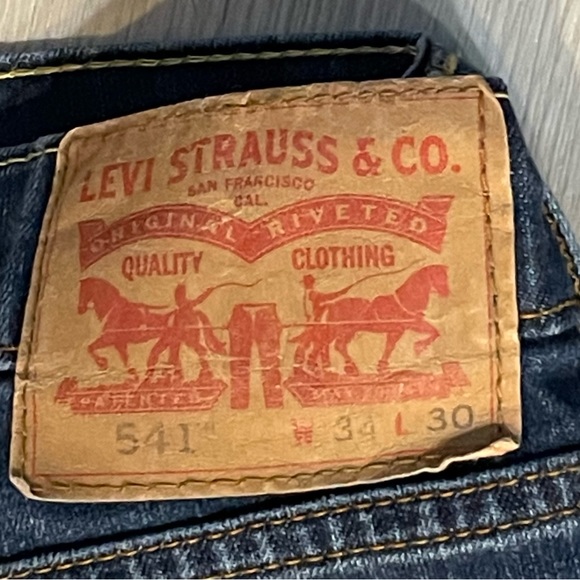 Men’s 541 Levi’s Jeans - Picture 1 of 3